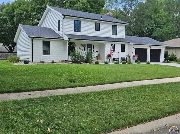3519 SW Macvicar Ave, Topeka, KS 66611
