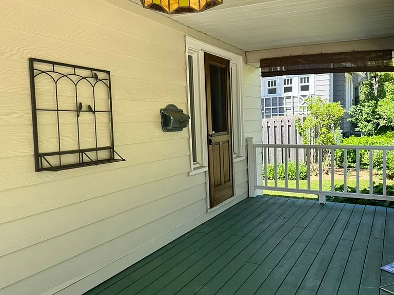 807 E Atlantic St — Photo 2