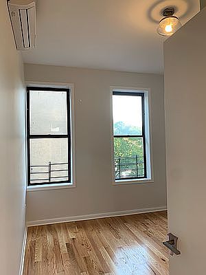 3rd image of 352 Thomas S Boyland St APT 3R