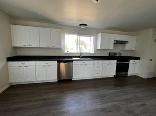 415 Dixie St, Rio Dell, CA 95562