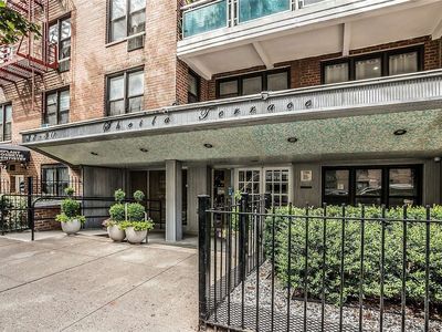 37-30 73rd St APT 1H, Queens, NY, 11372