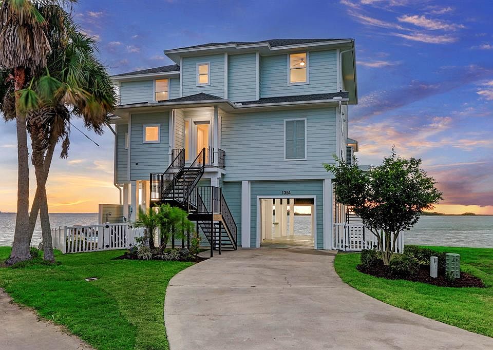 1354 Oahu Dr, Tiki Island, TX 77554 MLS 89853290 Zillow