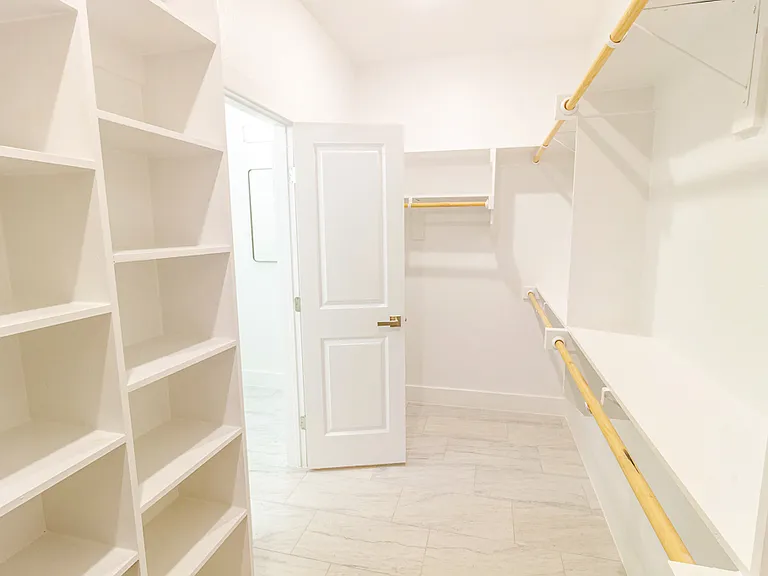 536 Highview Ct — Photo 27