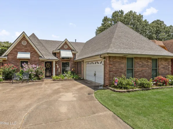 4370 Nicholas Ln, Southaven, MS 38672