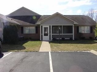 744 Windsor Ln, Heath, OH 43056