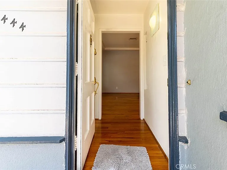 4444 Tujunga Ave — Photo 10