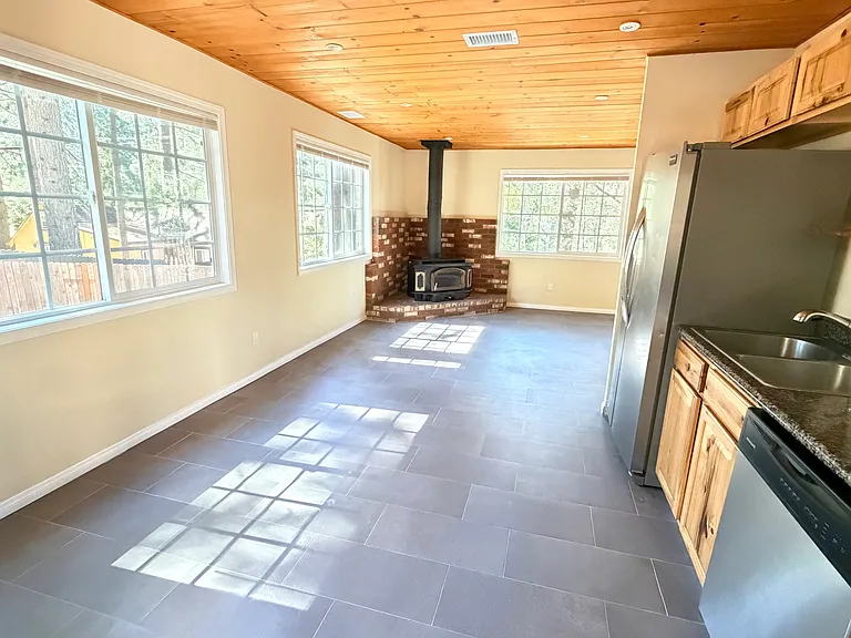 52830 Pine Cove Rd — Photo 8