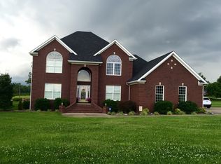 19 Lana Ln, Leitchfield, KY 42754