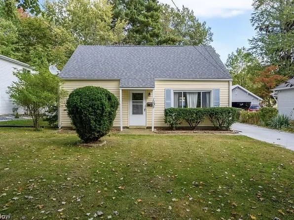 1009 Vine St, Kent, OH 44240