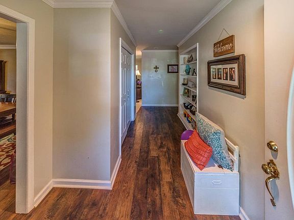 5th image of 619 S Forest Ave