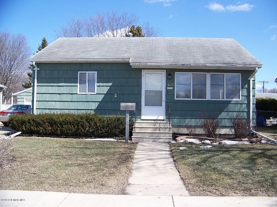 1st image of 1609 Margaretha Ave