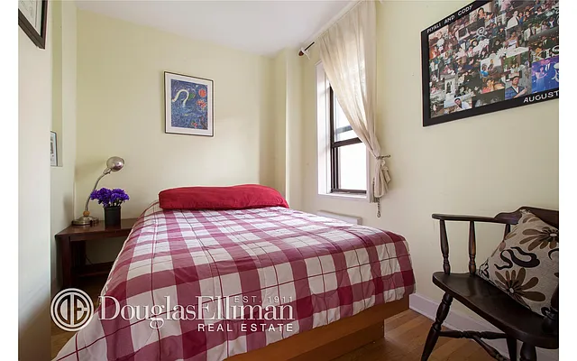 Rented by Douglas Elliman | media 8