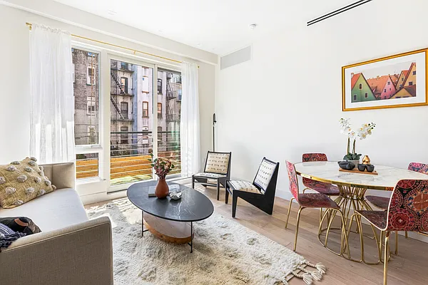 Rented by Douglas Elliman | media 16