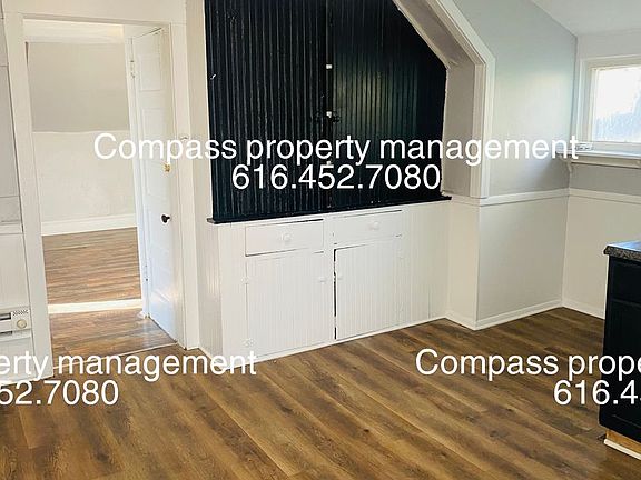 5th image of 701 Vries St SW Unit 2
