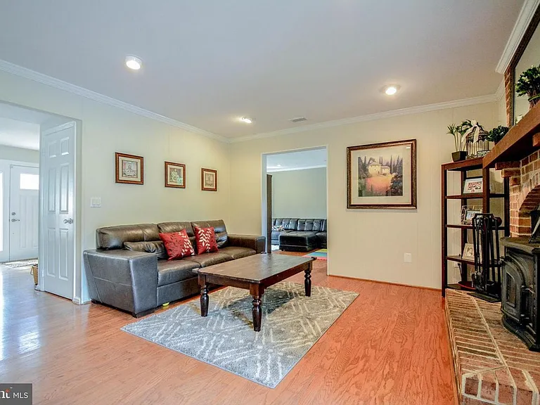 13527 Point Pleasant Dr — Photo 4
