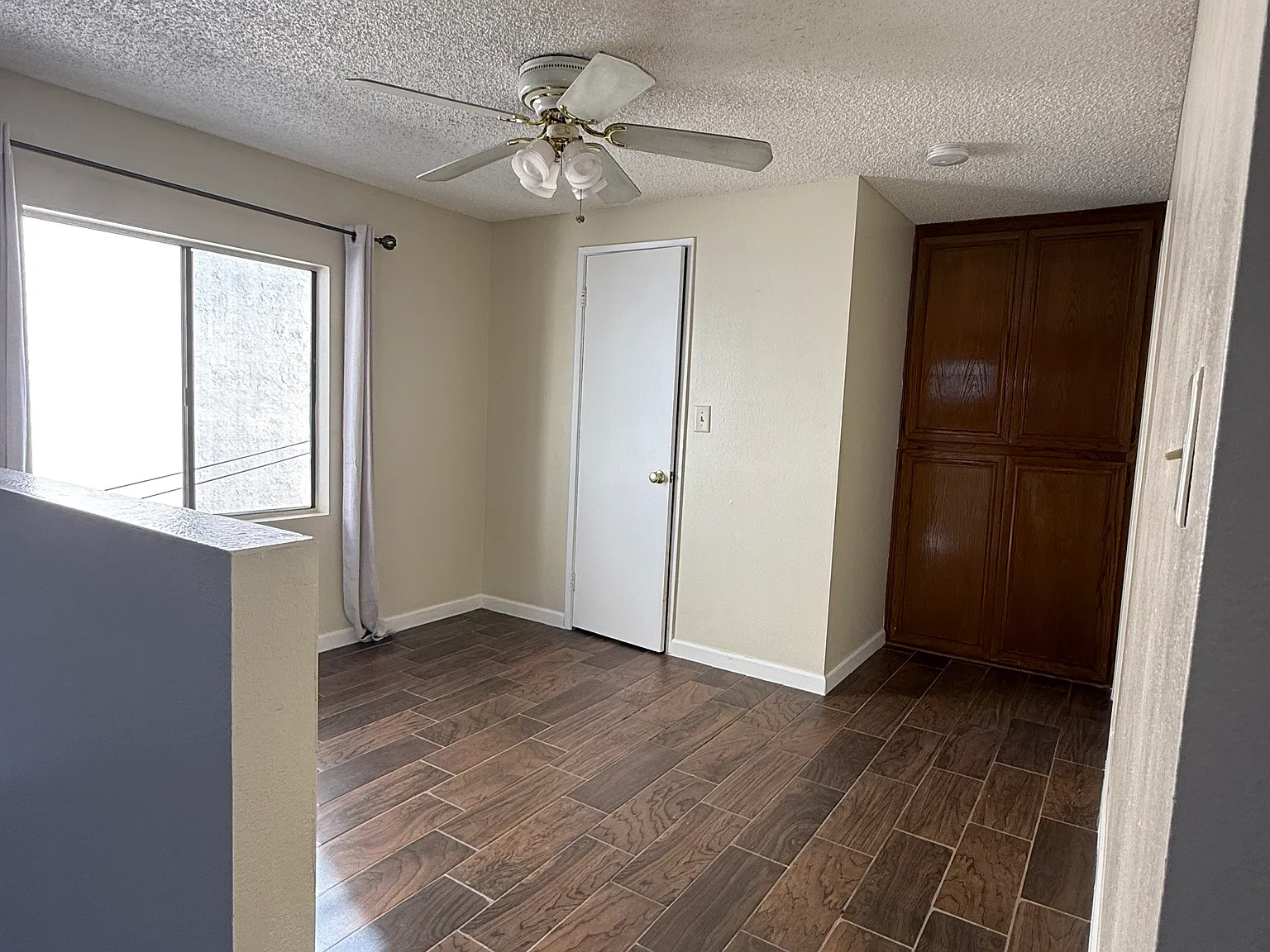 Studio, 560 sqft, $1,750 — Photo 2