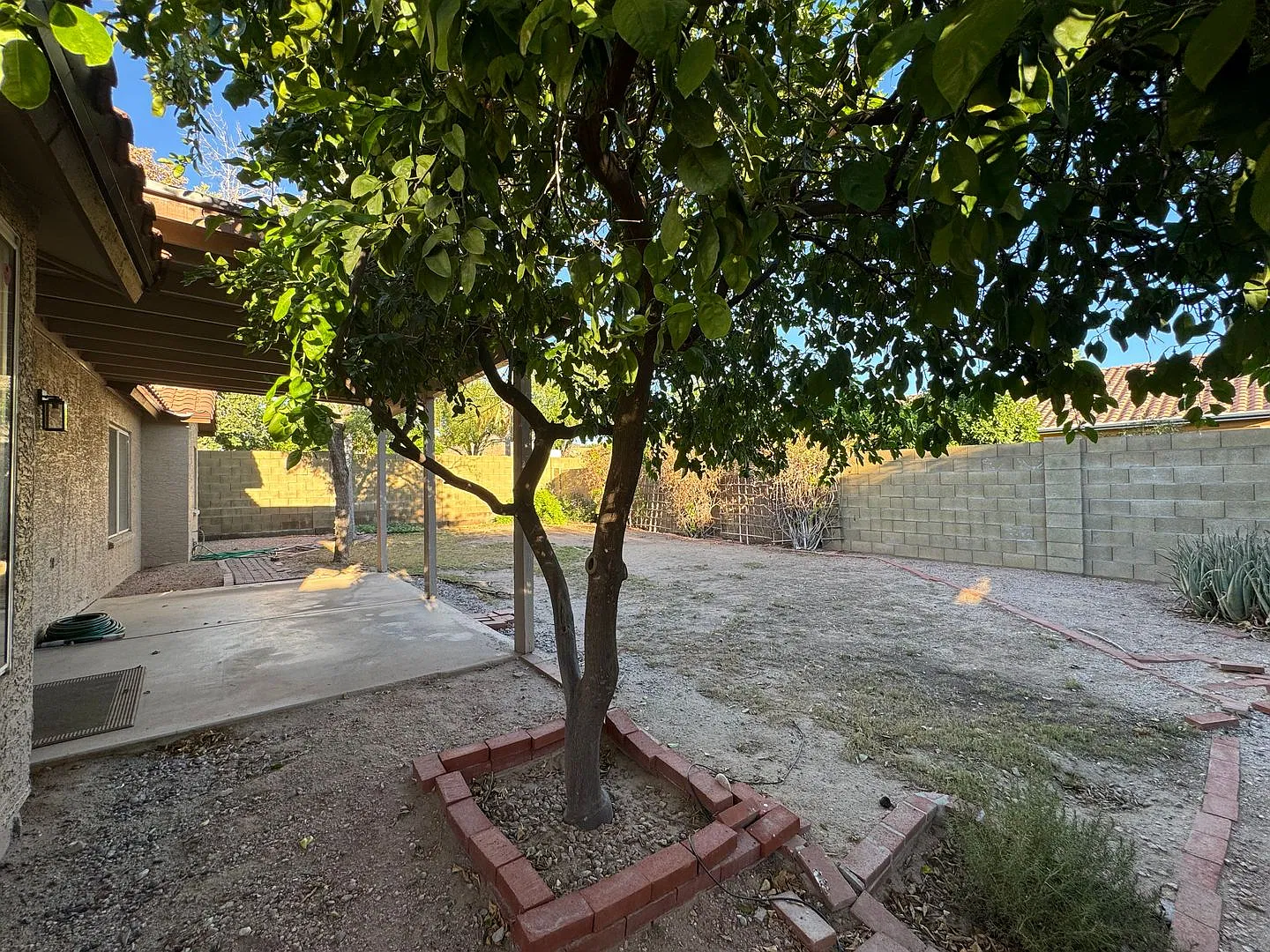 4 Bedroom Home In Ahwatukee — Photo 3
