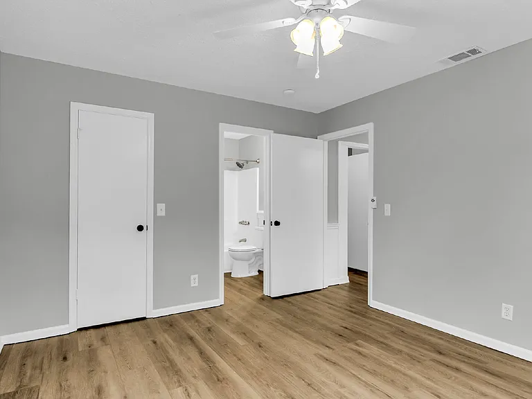 123 Peachtree Dr — Photo 32