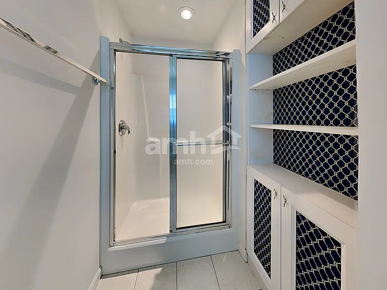 5815 Regent Village Dr — Photo 12