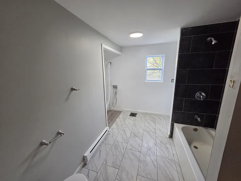 369 Beaver St #2C — Photo 5