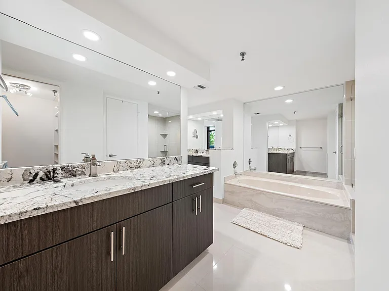 123 Lakeshore Dr #445 — Photo 15