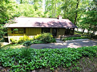 29 Crescent Ridge Dr, Franklin, NC 28734