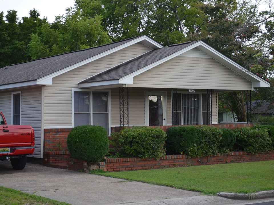 1st image of 2308 Railroad Ave