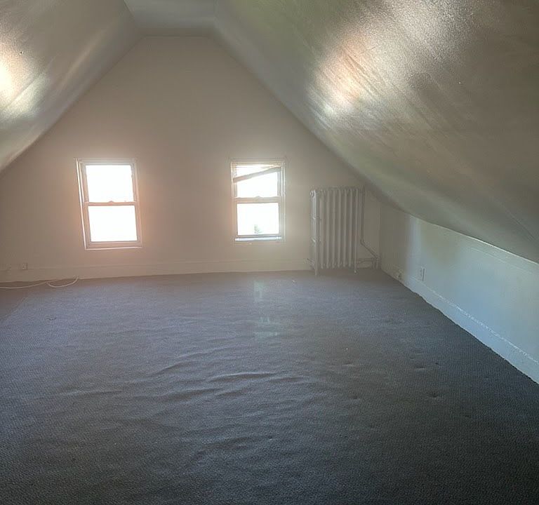 2nd image of 136 N 9th Ave #3