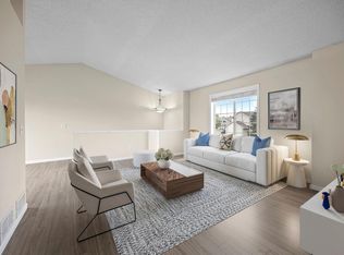 1998 Brittany Ct, Shakopee, MN 55379