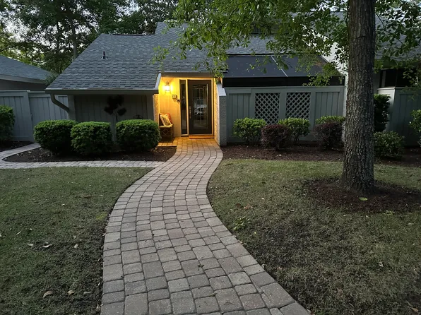 53 Stable Gate Rd, Hilton Head Island, SC 29926