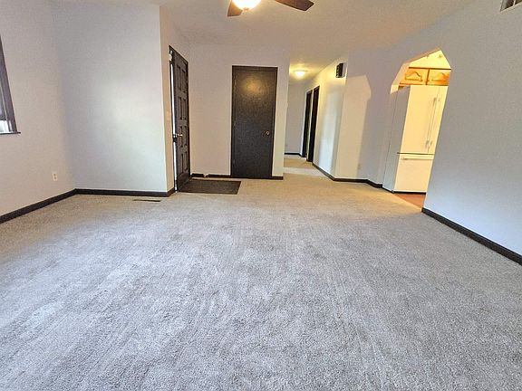 5th image of 506 Charles Rd