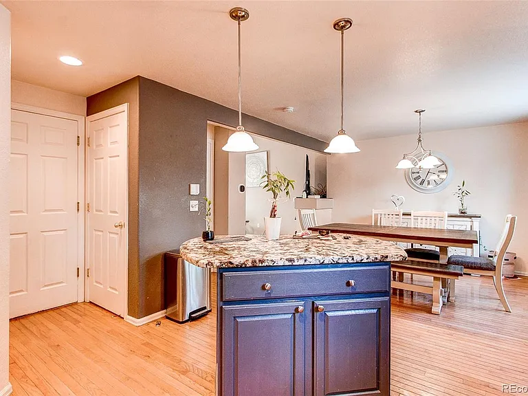 23527 Broadmoor Dr — Photo 8