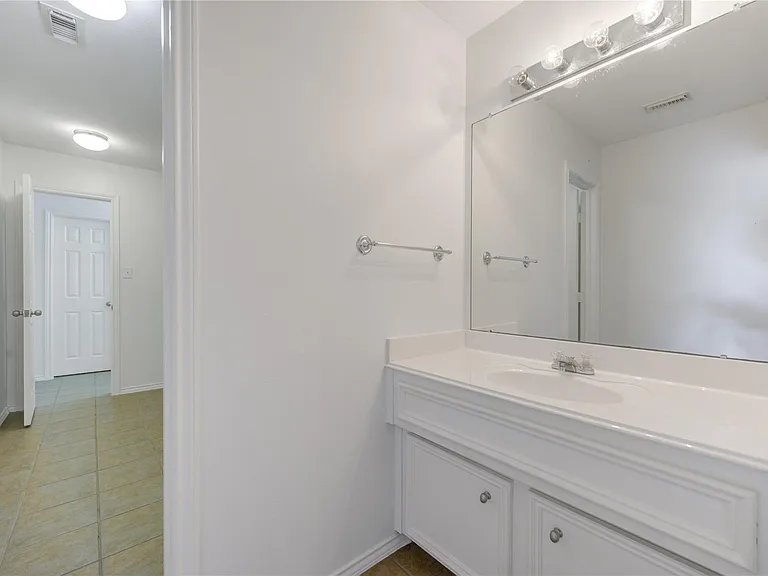 4426 Desert Cliff Ct — Photo 25