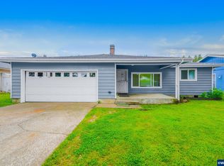 3352 Myrtle St, Woodburn, OR 97071