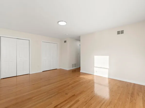 219 South Street image 29 of 45