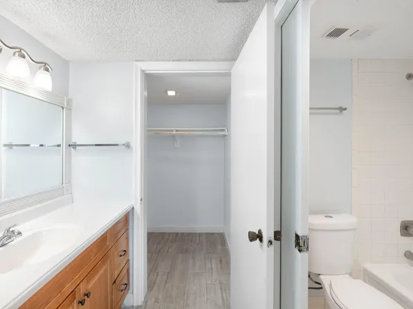 1750 N Congress Ave 411, West Palm Beach, FL 33401