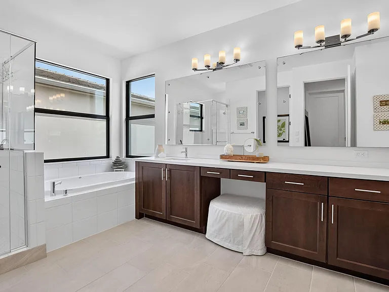 17333 Rainstream Rd — Photo 45