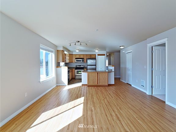 5th image of 15611 18th Avenue W #F304