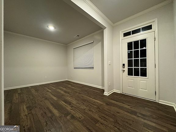 3rd image of 279 Belmont Dr SE