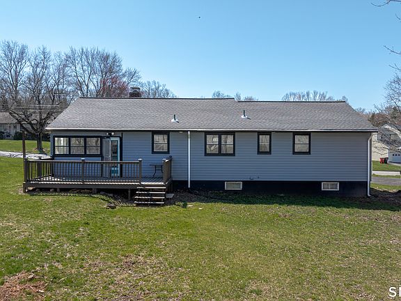 3rd image of 188 Tumblebrook Road
