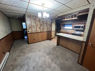 52 Lee St #2, Leesport, PA 19533