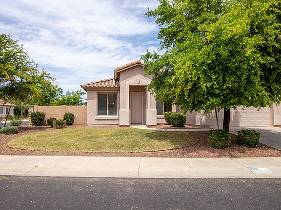 2nd image of 16846 W Tara Ln