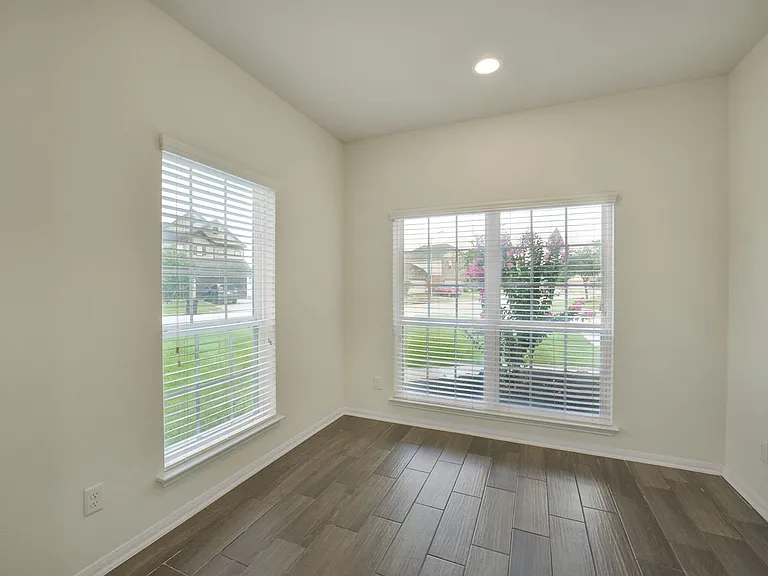 10502 Chestnut Path Way — Photo 14
