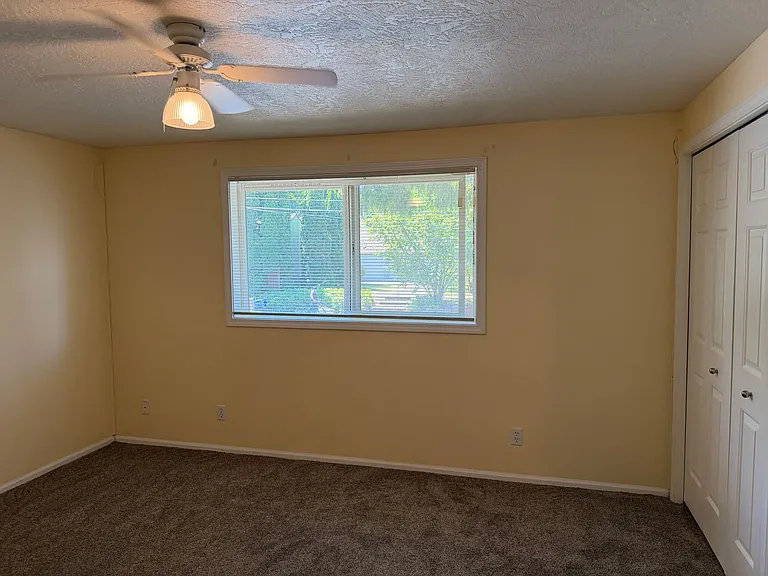 1638 Fetters Loop — Photo 20