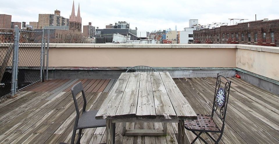 1st image of 186 Meserole St APT 3