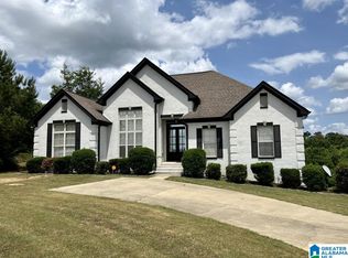 3441 Burlington Dr, Fultondale, AL 35068