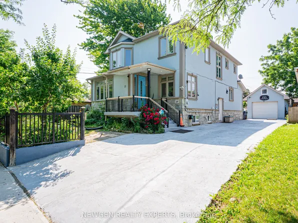 11 Benway Dr, Toronto, ON M9W 1Z2