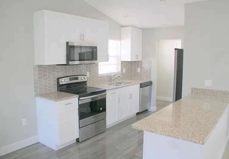 3526 Glenburn Ct — Photo 2
