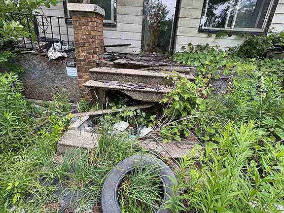 8193 Grinnell