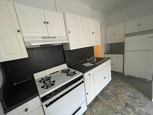 2nd image of 42 Thayer St APT 6F